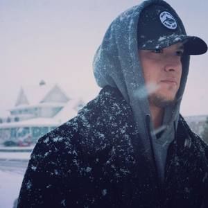 Meet your Posher, Troy